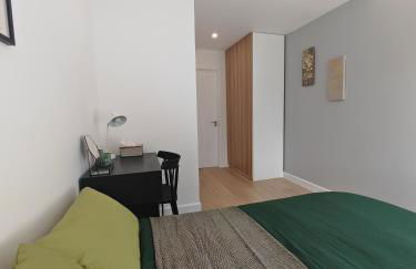 Gated 4 Guests House Free Parking - Foto 11