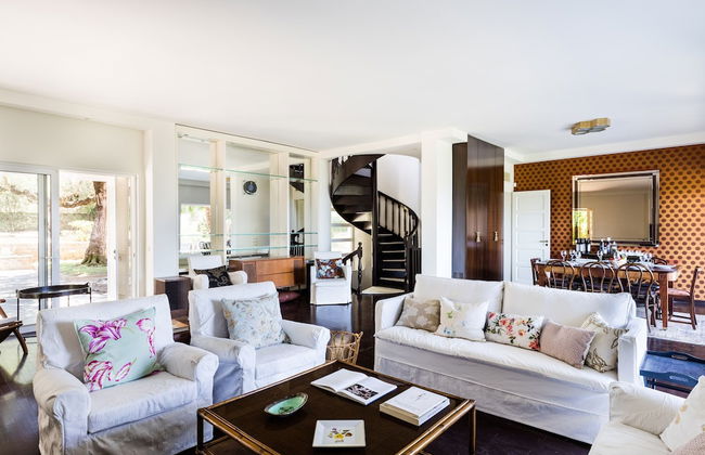 Old Sport Mansion - Photo 2