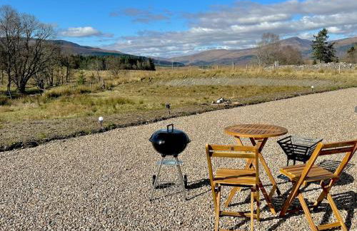 Eco-Friendly Highland Suite with Mountain Views - Photo 29