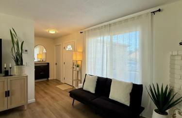 Peaceful Modern Home, Cozy Nights - Foto 8