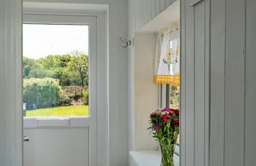 Finest Retreats - Cutkieve Farm Cottage - Photo 10