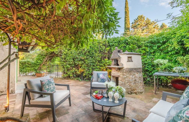 La Chiesetta an Antique Church With Pool - Photo 29