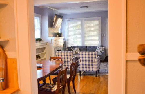 Perfectly Modern Craftsman- close to everything! - Photo 12