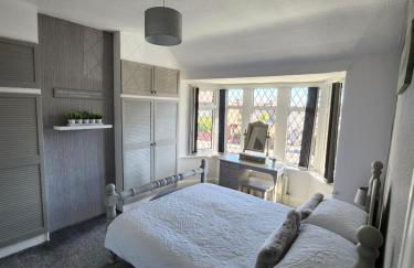 Delightful newly renovated 3-bed house with garden beach hut - Foto 26