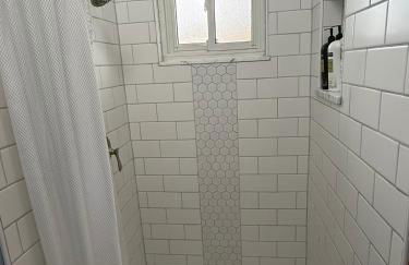 Delightful 3 Bd Home with King size bed, hot tub, playground! - Foto 25