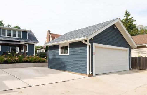 Rockford IL 2BD Upper Queen Bed, Patio & Fast WiFi - Foto 3