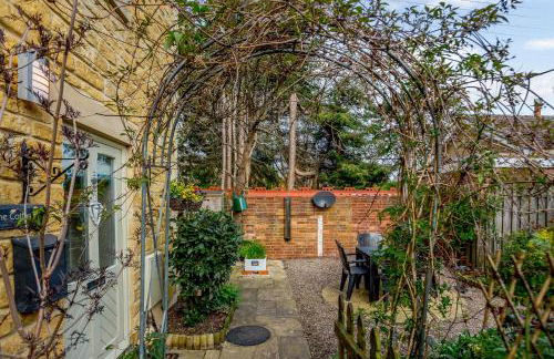 Jasmine Cottage - Photo 3