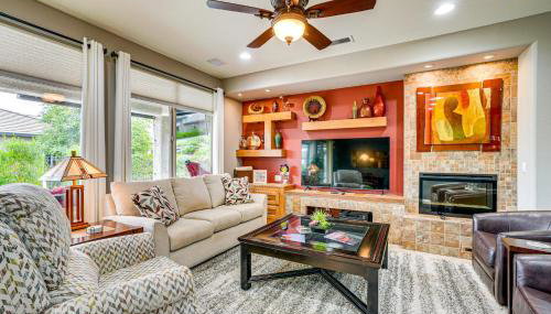 Backyard Paradise and Community Perks Buckeye Oasis - Foto 2