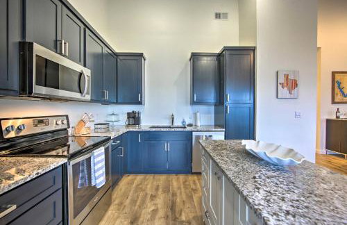 Modern Cedar Creek Lake Retreat with Panoramic View! - Foto 28