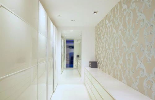 Villa in Sitges with Pool, Jacuzzi, BBQ, View, AC, 12Pax - Foto 9