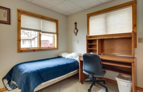 Boat Dock and Fire Pit Lakefront Monico Home! - Foto 18