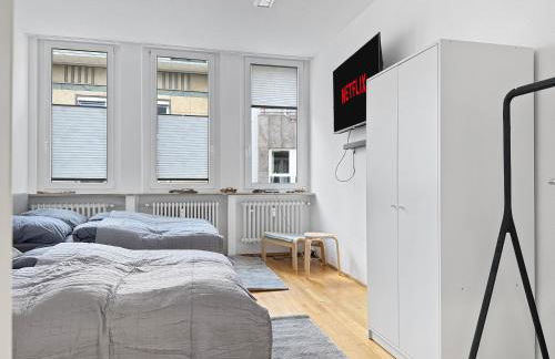 Zentrale Wohnung für 12 Gäste nahe Schlossplatz - Foto 21