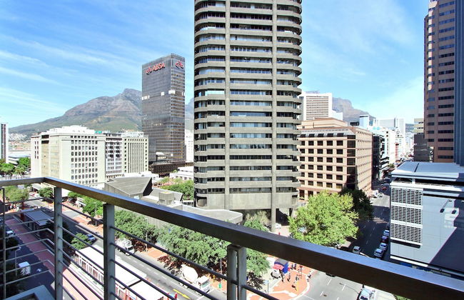 ITC Hospitality Group One Bedrooms Icon Building - Photo 22