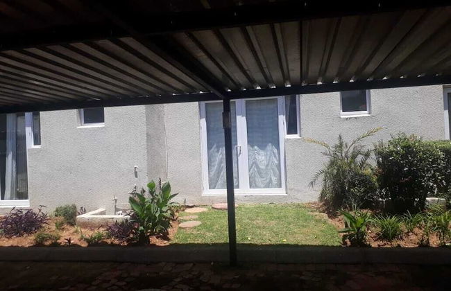 Rose Of Sandton - Photo 32