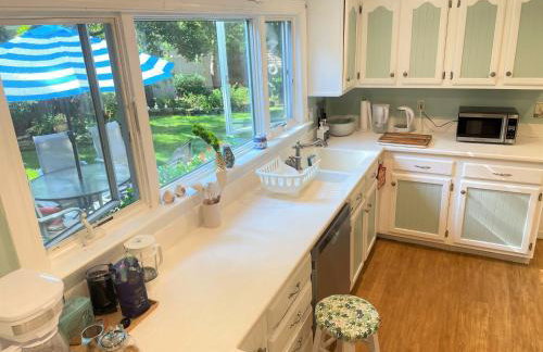 The Dormers Cape Cod Walk2Lake Large Group Pet Craigville Beach AC - Foto 8