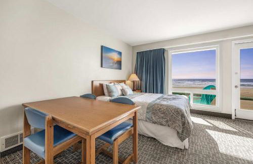 Pool and Hot Tub Ground Floor Studio - Oceanfront - Full Kitchen - Patio - Foto 6