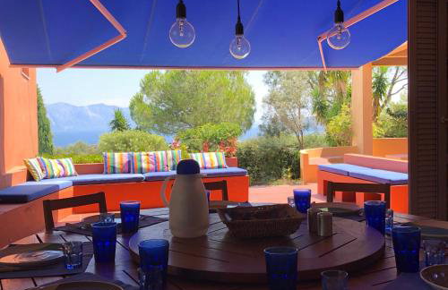 Villa with swimming pool and tennis/basketball court - Foto 11