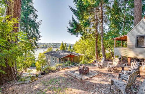 Gig Harbor Home Large Deck, Outdoor Dining Area - Foto 1