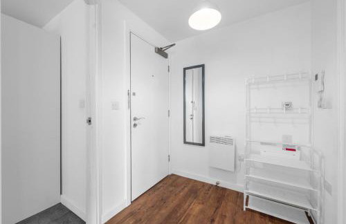 Stylish Wilmslow Retreat, Perfect for Business & Long Stays - Foto 12