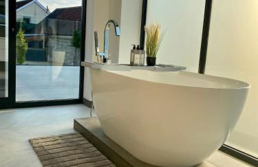 Stunning modern home set in beautiful grounds. - Foto 7