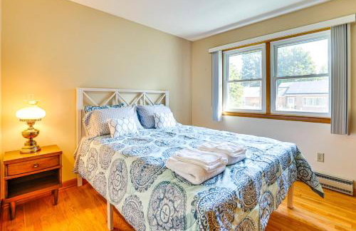 Watertown Home with Yard 1 Mi to Echo Lake Park! - Foto 18