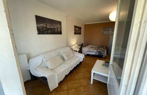 Chambre Privée en colocation dans un appartement Vaulx en Velin Centre - Foto 2