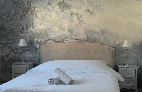 Art and Elegance, Family Friendly 2Bedroom Apartment near Frankfurt Airport, Free Parking - Foto 19