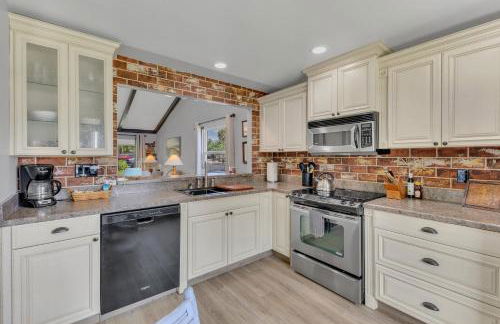 Ground Level and End Condo Unit - Quiet 2 Bedrooms and 1 Bath - Foto 10