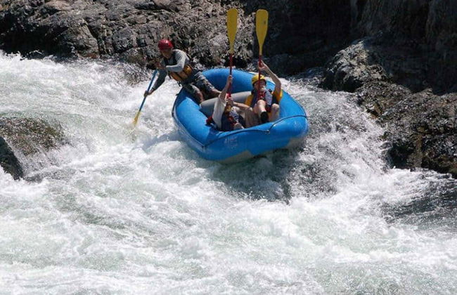 Rafting on Cangrejal River - Photo 3