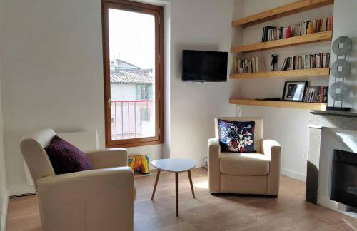 Bel appartement au coeur de la cité médiévale - Foto 1