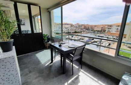 CHARMANT T2 VUE MARINA PLAGES A PIED - Foto 19