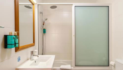 Conservas Loft by Madeira Dream Stays - Foto 3, towels, Shower