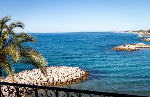 MARBELLA BANUS SUITES - Harbour Seafront Apartment - Foto 57
