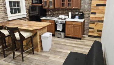 Modern 1BR Apartment in GREAT Location Unit 203 - Foto 2, stove