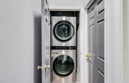 Newly Renovated Abode with Patio in Baltimore! - Foto 26