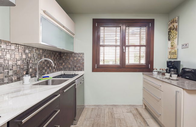 El Casar Townhouse Benahavis - Photo 29