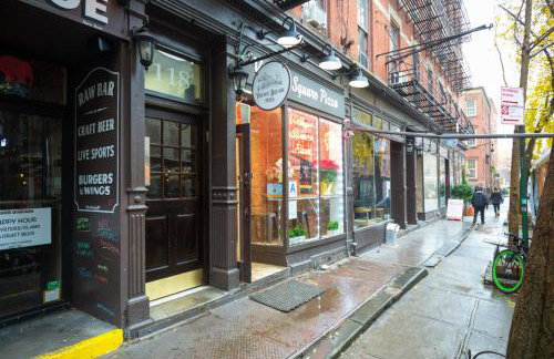 West Village 1br w high ceilings skylight wd NYC-1172 - Foto 17