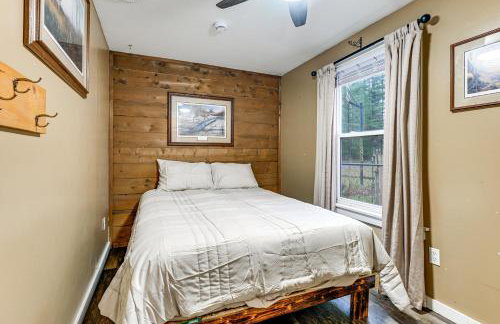 1 Mi to Lake Arbutus Pet-Friendly Home, Fire Pit - Foto 14