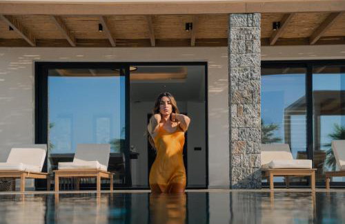 Villa Anassa - Luxurious 4-Bedroom Villa with Private Pool by Temma Villas - Photo 4