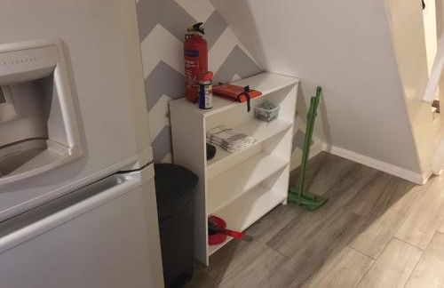 Spacious, Stylish Two-Bedroom Maisonette, Modern Amenities, Elegant Interiors - Foto 24