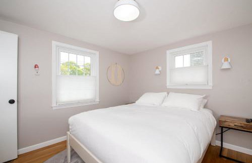 Cape Cod Cottage by Leavetown Vacations - Foto 4