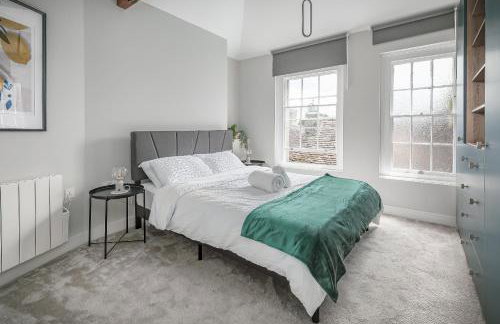 Bright 1 bedroom apartments near Farnham Castle - Photo 51