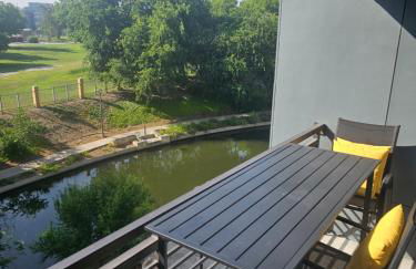 Modern Cozy Condo facing Riverwalk w King Suite - Foto 19