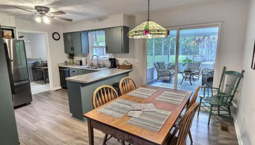 Updated cottage, Screened Patio, Near Lake Barkley - Foto 4