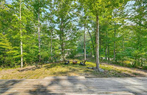 Waterfront Durham Getaway with Deck and Trails! - Foto 19