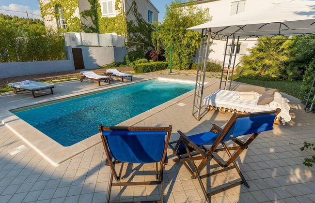 Pool Villa in Sibenik Near Lake - Photo 42