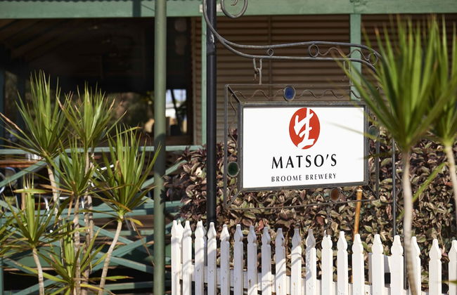 Moonlight Bay Suites - Photo 57