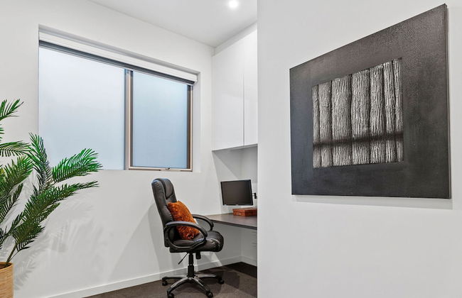 Hillside Luxe With Spa Bay Views - Foto 21