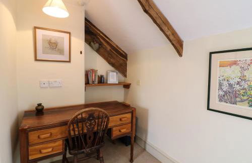 Chilvery Farm Cottage - Photo 11