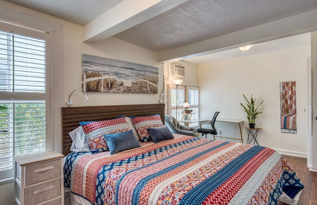 Little Yellow Cottage on Water Street - Foto 28